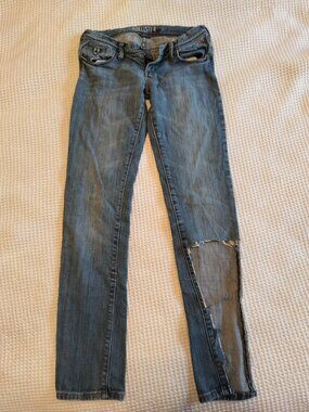 DAMAGED Hollister Jeans